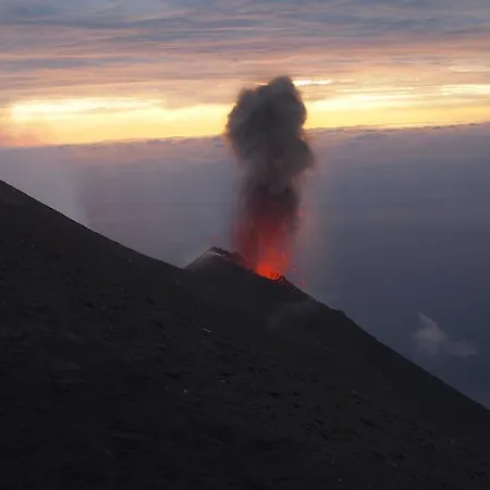 Il Vulcano A Piedi 3* Stromboli