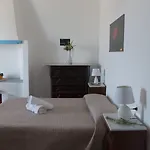 Pensión Il Vulcano A Piedi 3*