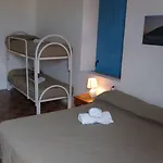 Il Vulcano A Piedi Pensión 3*