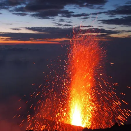 Il Vulcano A Piedi בית הארחה סטרומבולי